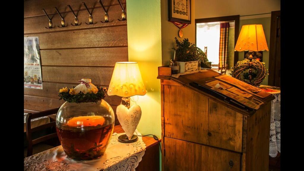 ホテルLandgasthof Friedl Sankt Lorenzen bei Knittelfeld エクステリア 写真